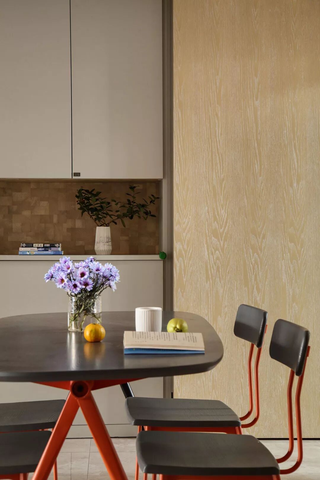 180㎡现代复式，舒适暖暖的家，洋溢着轻松与欢快的味道！