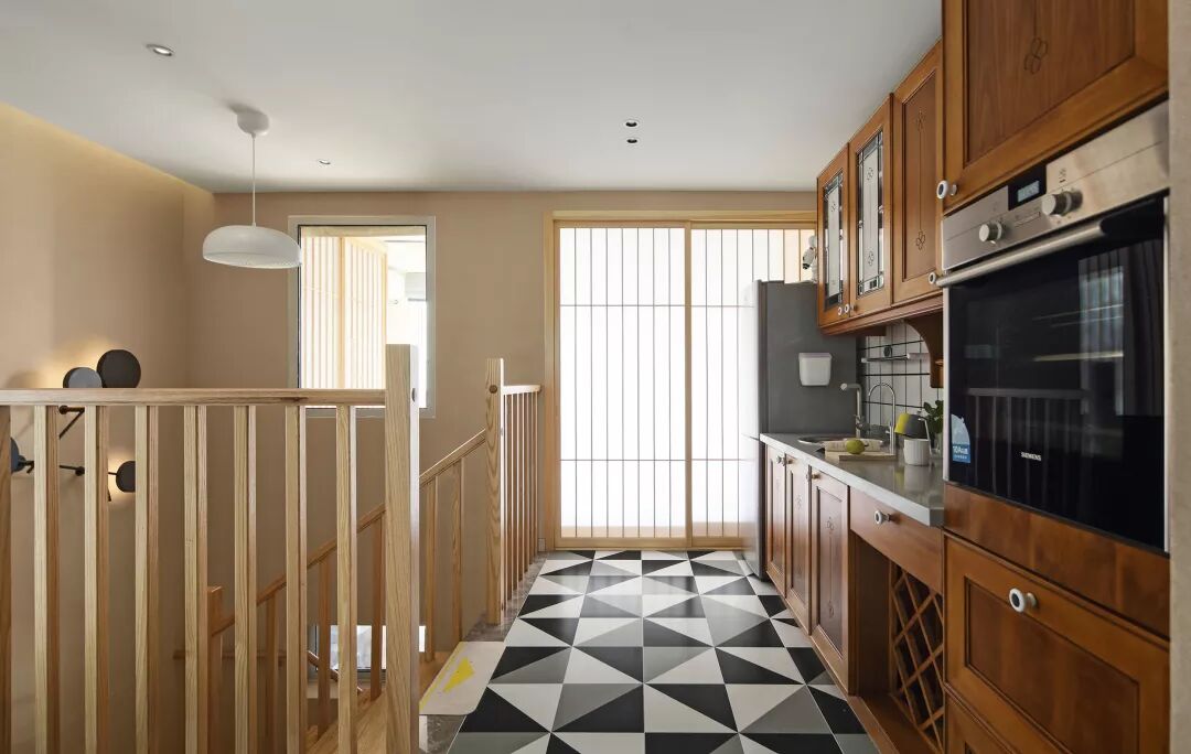 180㎡现代复式，舒适暖暖的家，洋溢着轻松与欢快的味道！