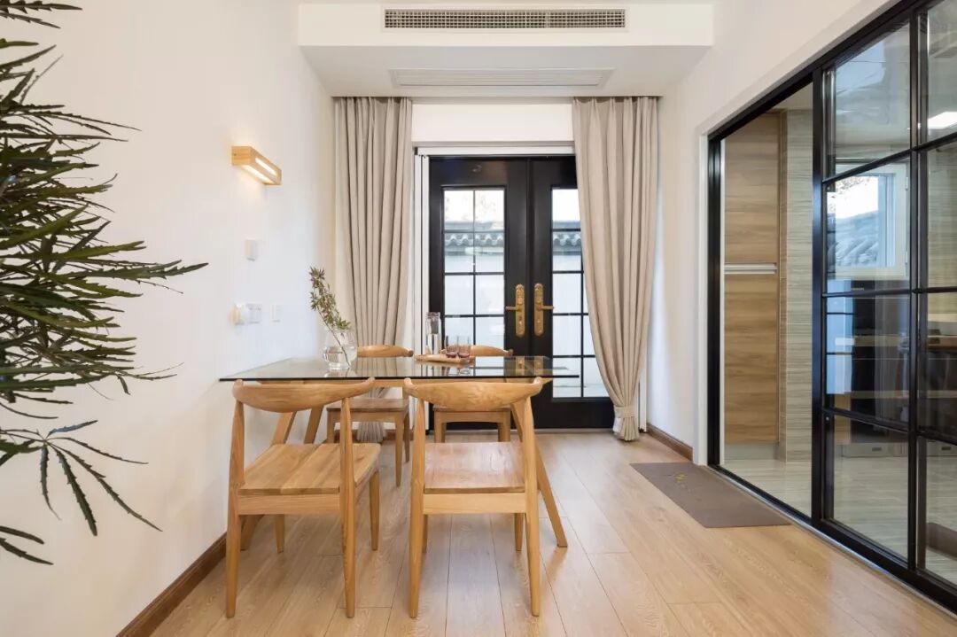 黑框玻璃门！提升居家颜值的设计，最近火成网红了！