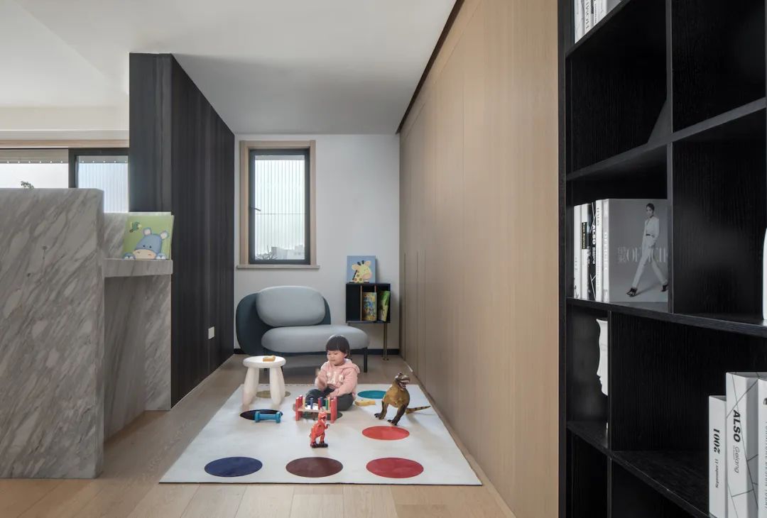 165㎡現代簡約，輕松舒適的空間，營造孩子愉悅快樂的成長環境 家居 第6張