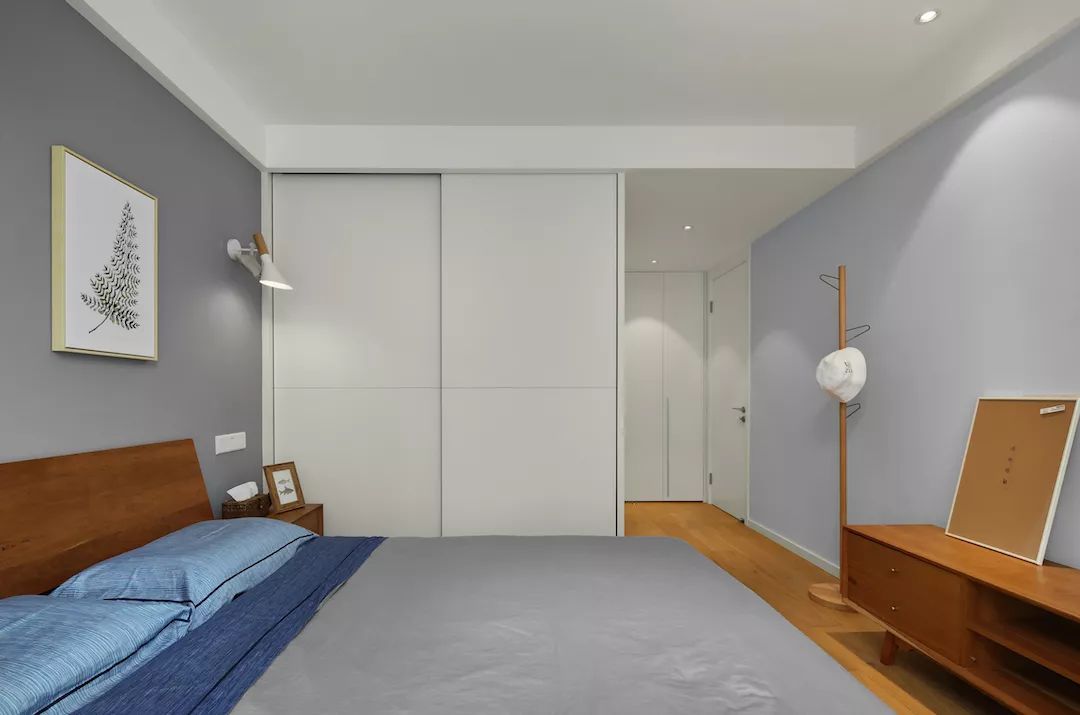 125平的極簡原木風三居室，簡單舒適而又自然的家 家居 第8張