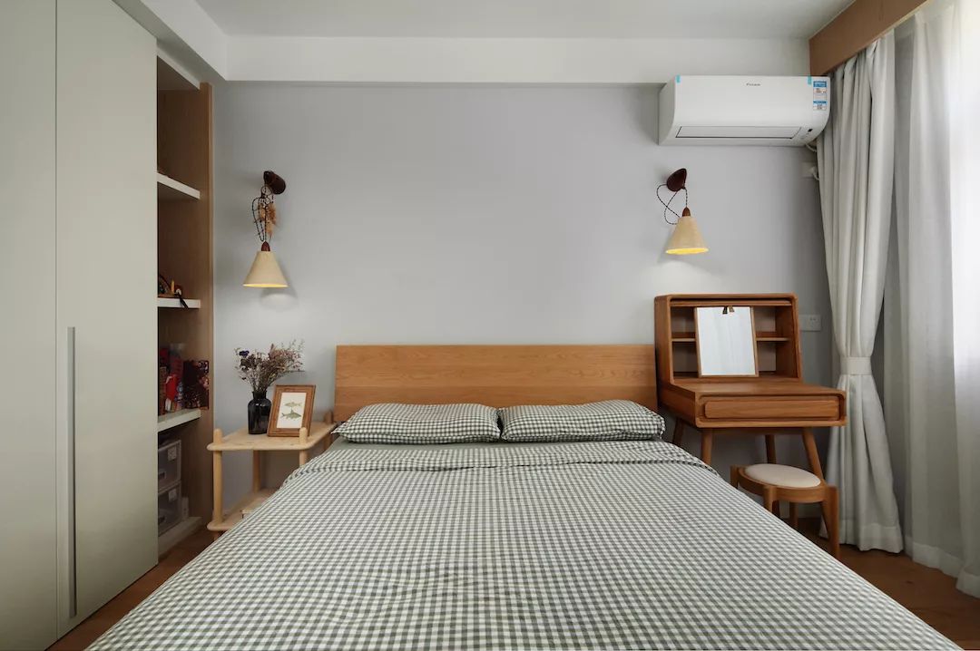 125平的極簡原木風三居室，簡單舒適而又自然的家 家居 第9張