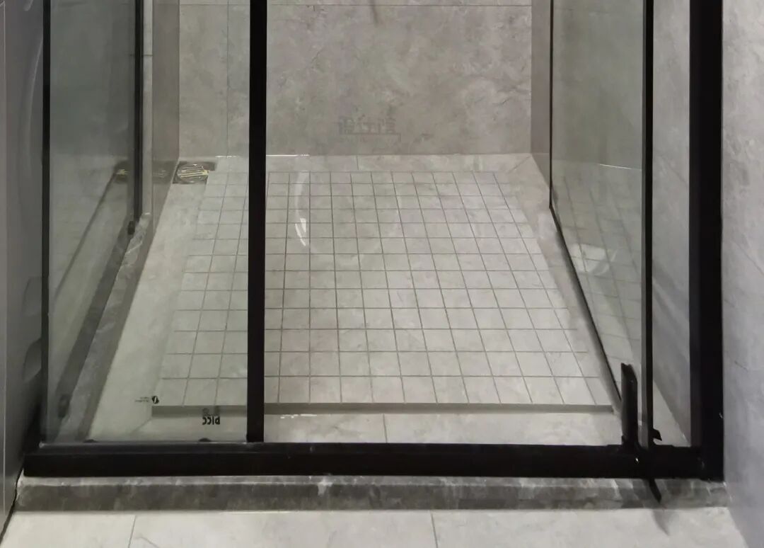 卫生间防水和贴砖的顺序_地面砖_卫生间地砖做防水视频