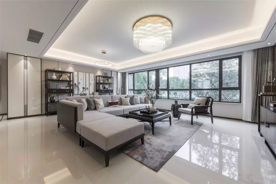 客廳里面安裝水晶燈，檔次就不一樣了，大氣！ 家居 第4張