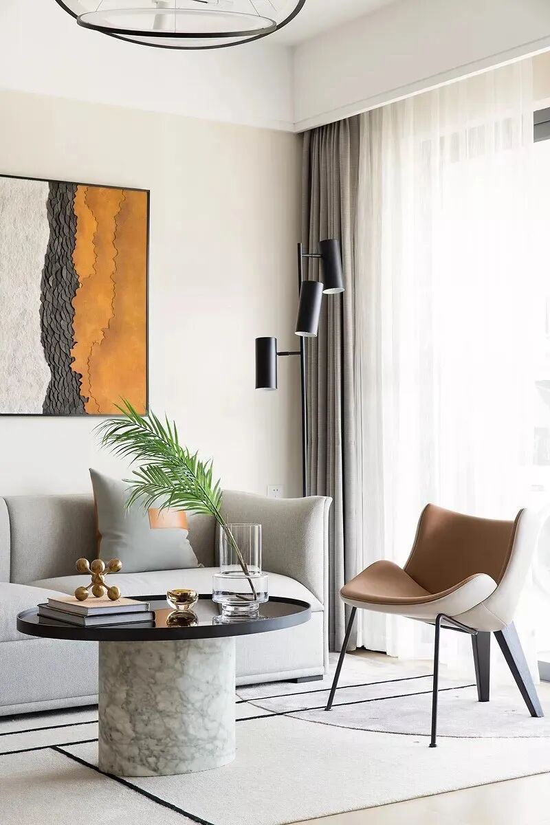 104㎡现代简约，淡雅舒适空间，点缀活泼的配色！