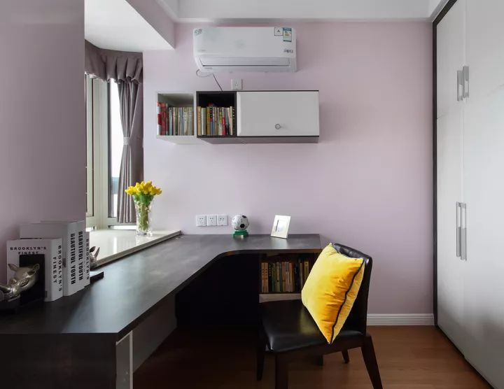 118平现代简约三居室，电视背景墙这样做简约又大气！