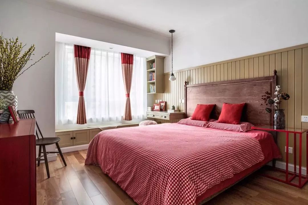 飘窗内开窗怎么装窗帘_内飘窗_飘窗内部是空的吗