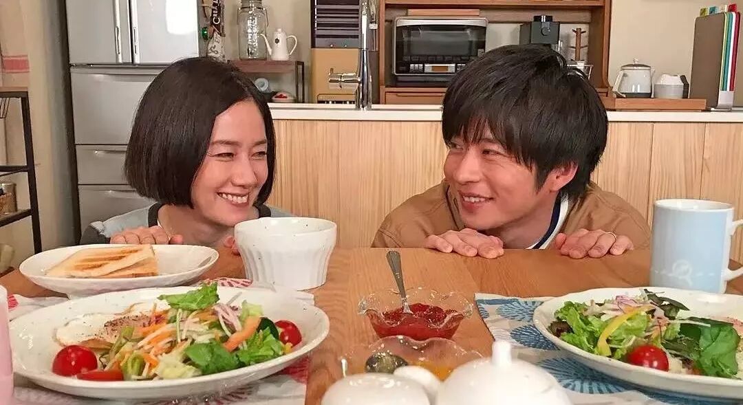 当料理师遇到营养师 热爱料理的夫妇厨房大战就此展开 都要工作却用业余时间玩出花 脑洞大开职业学堂 微信公众号文章阅读