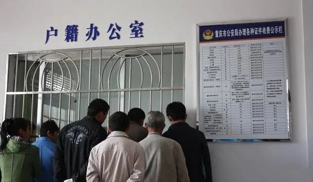 起名长辈同字_取名和长辈同音对谁不好_长辈取名同音好不好