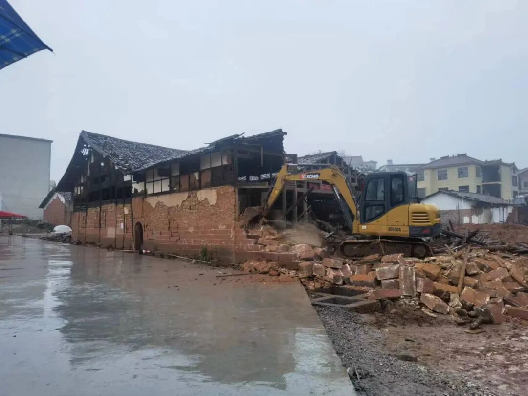 志光镇镇中村里搞宅改改出城乡融合新画卷