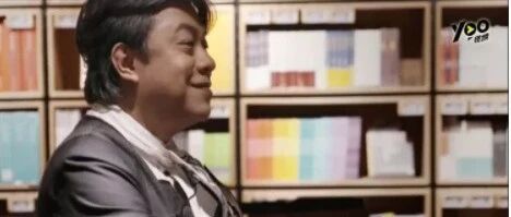 领导跟下属说“最近表现不错”，情商低的笑而不语，高情商这样说