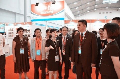 热烈庆祝yd2333云顶·电子游戏参加2017华人产业交易会(雅加达)中国-印尼商品展取得圆满成功