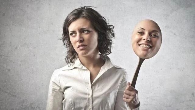 多数人不自信的原因，主要来源于这三个方面