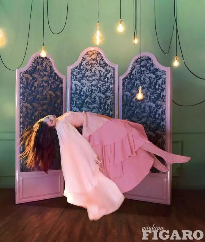 藝周爆米花頒獎禮 | 倪妮蔡依林登開年封 周冬雨撞衫鐘楚曦楊冪西裝殺 時尚 第18張