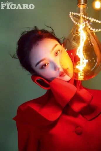 藝周爆米花頒獎禮 | 倪妮蔡依林登開年封 周冬雨撞衫鐘楚曦楊冪西裝殺 時尚 第14張