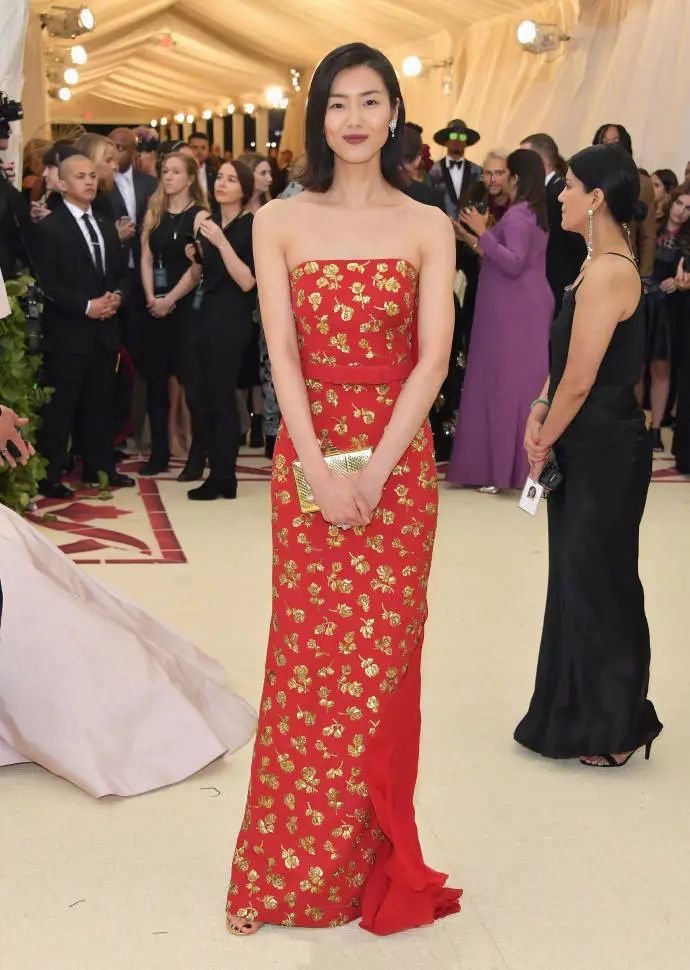 2018巔峰大事件 | 劉雯九登Met Gala 李宇春吳亦凡再上榜BOF 500 家居 第71張