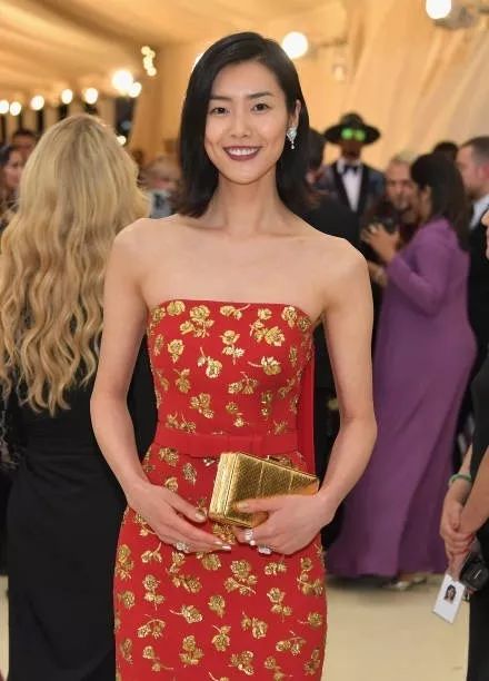 2018巔峰大事件 | 劉雯九登Met Gala 李宇春吳亦凡再上榜BOF 500 家居 第72張