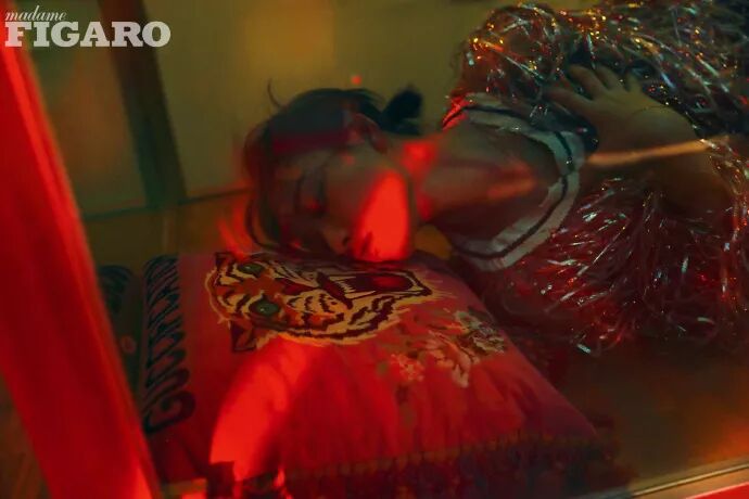 藝周爆米花頒獎禮 | 倪妮蔡依林登開年封 周冬雨撞衫鐘楚曦楊冪西裝殺 時尚 第13張