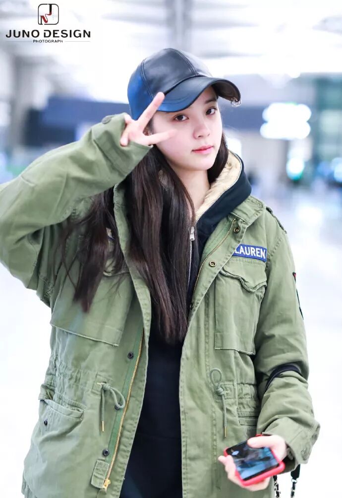 藝周爆米花頒獎禮 | 趙薇周迅登封鬥艷 宋茜紅衣殺唐嫣佟麗婭撞衫PK 時尚 第39張