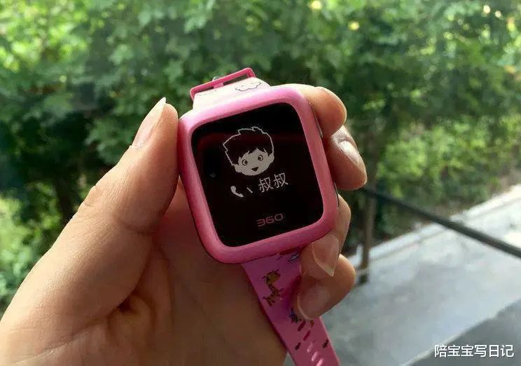 专家不建议小孩戴电话手表_孩子佩戴电话手表好吗_孩子戴手表