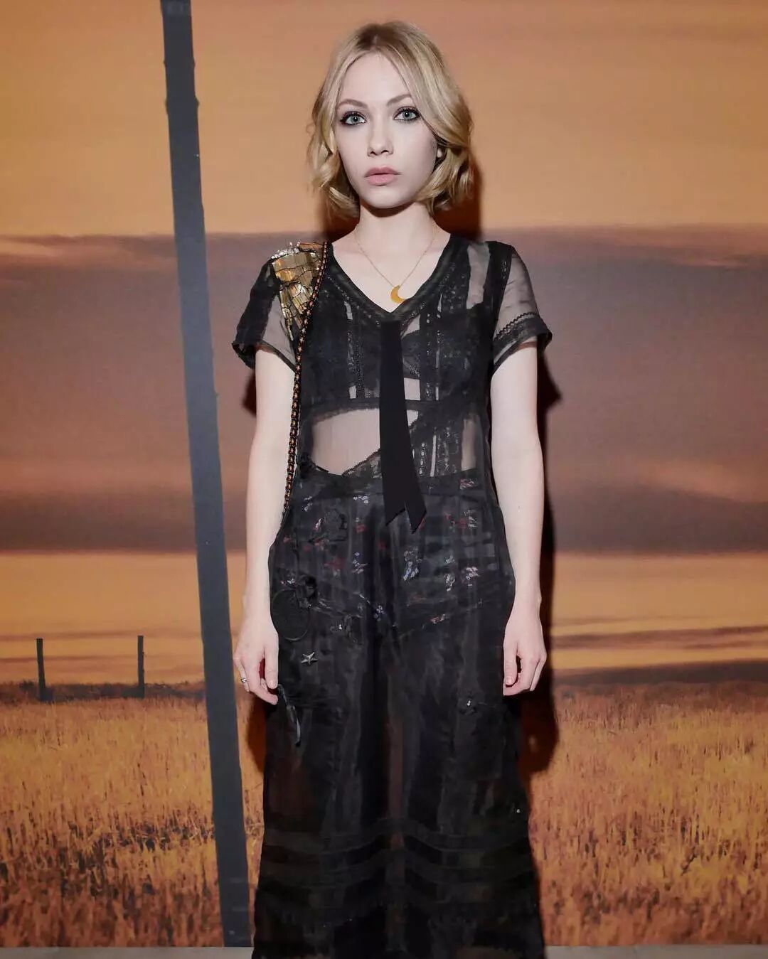 美國開始流行「小屁孩」時尚？這個12歲的女孩如何從普通學生成為《紐約時報》力捧的時裝偶像？ 時尚 第14張