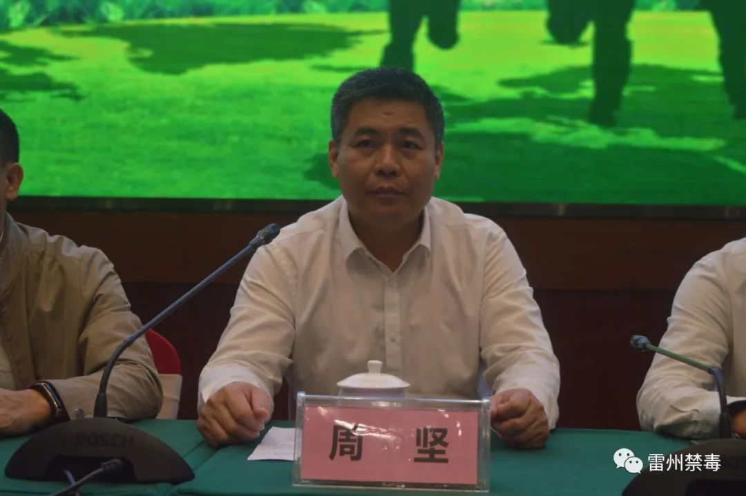陈志坚老师简介图片(陈志坚老师简介图片大全)