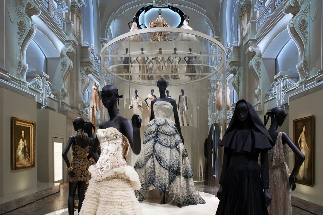 Dior大展讓人淚崩，「我穿的不是衣服，是夢」 家居 第45張