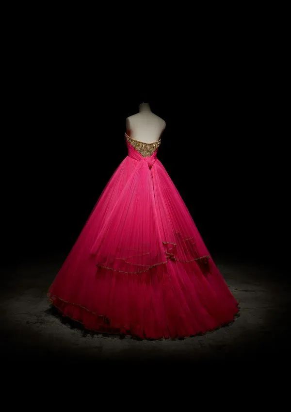 Dior大展讓人淚崩，「我穿的不是衣服，是夢」 家居 第82張