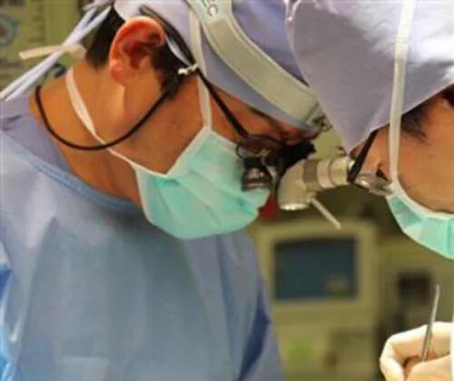 厚樸名醫 鈴木健司 遠程控制機器人進行肺癌手術並非不能做到 尋夢新聞