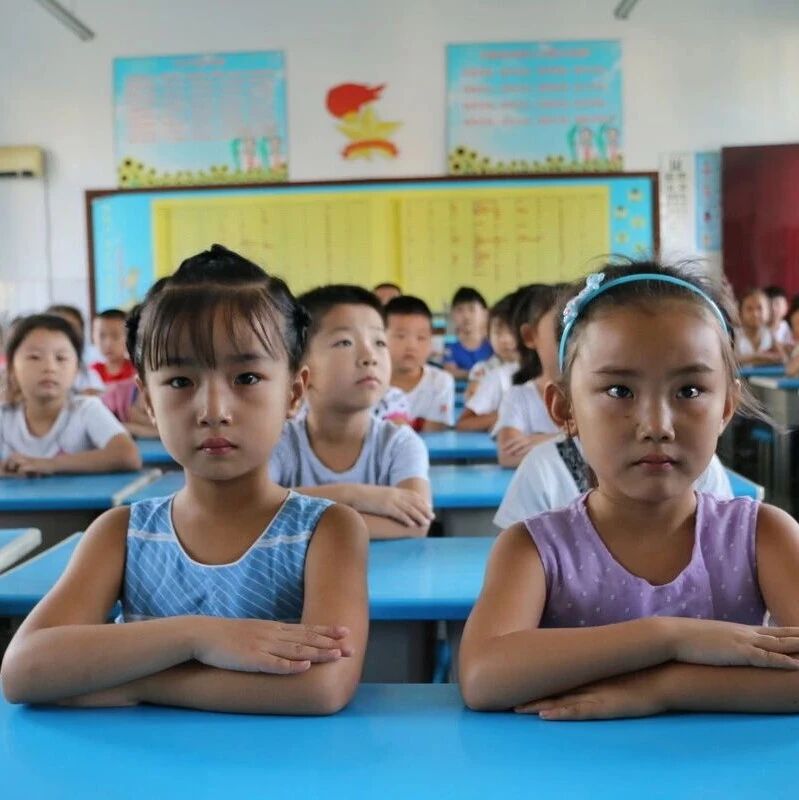 当代课老师三年，我选择在教师节辞职：心里的憋屈不为人知