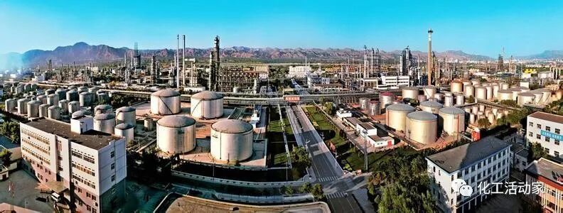 乙烯装置副产物裂解重油在炼油装置上的加工利用的图1