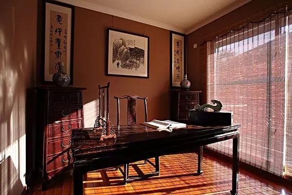 传统书房中都放哪些家具?