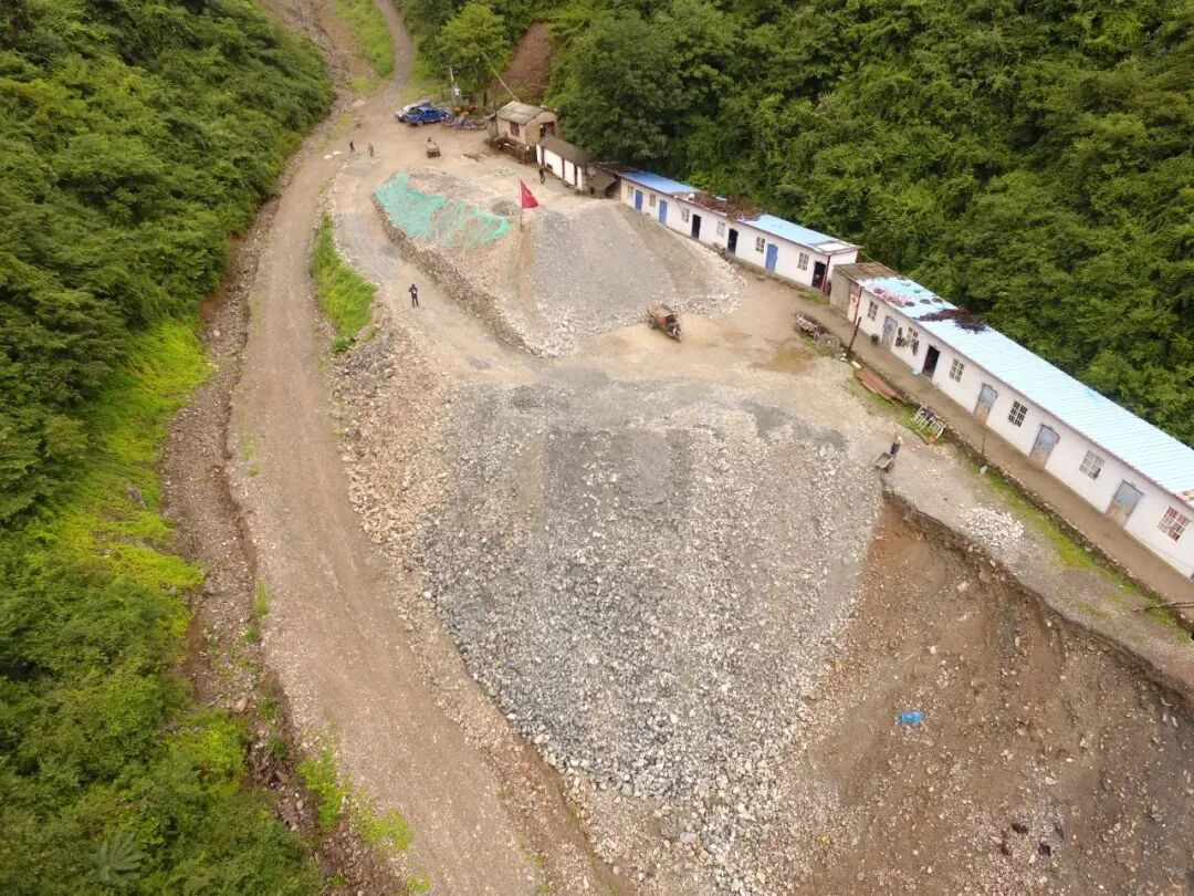 矿渣型泥石流这样防