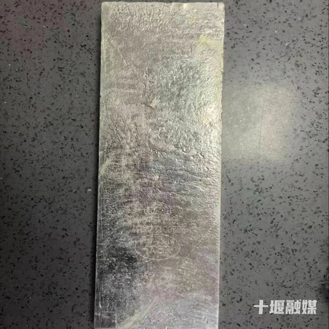 十堰男子网购椅子拆出15公斤银板，价值40余万元！警方查出真相