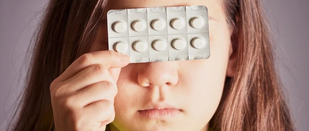 12 岁患者服用 10 倍剂量舍曲林，如何抢救？