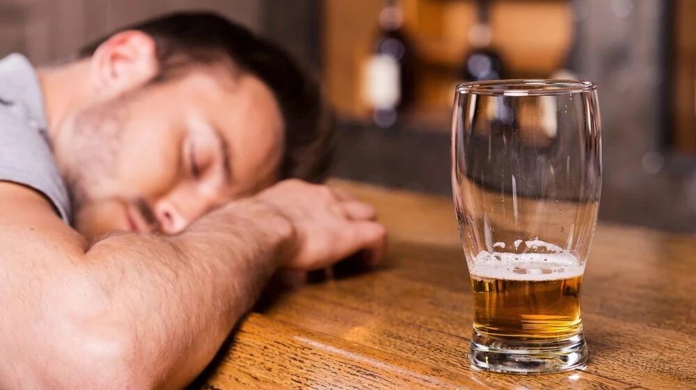 我为什么给醉酒的患者输注葡萄糖？