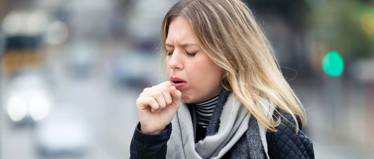 咳黄脓痰就是细菌感染？是否一定要抗菌治疗？看看指南怎么说！