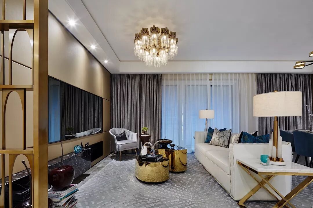 轻奢：沉静优雅的同时，又不失奢华质感！