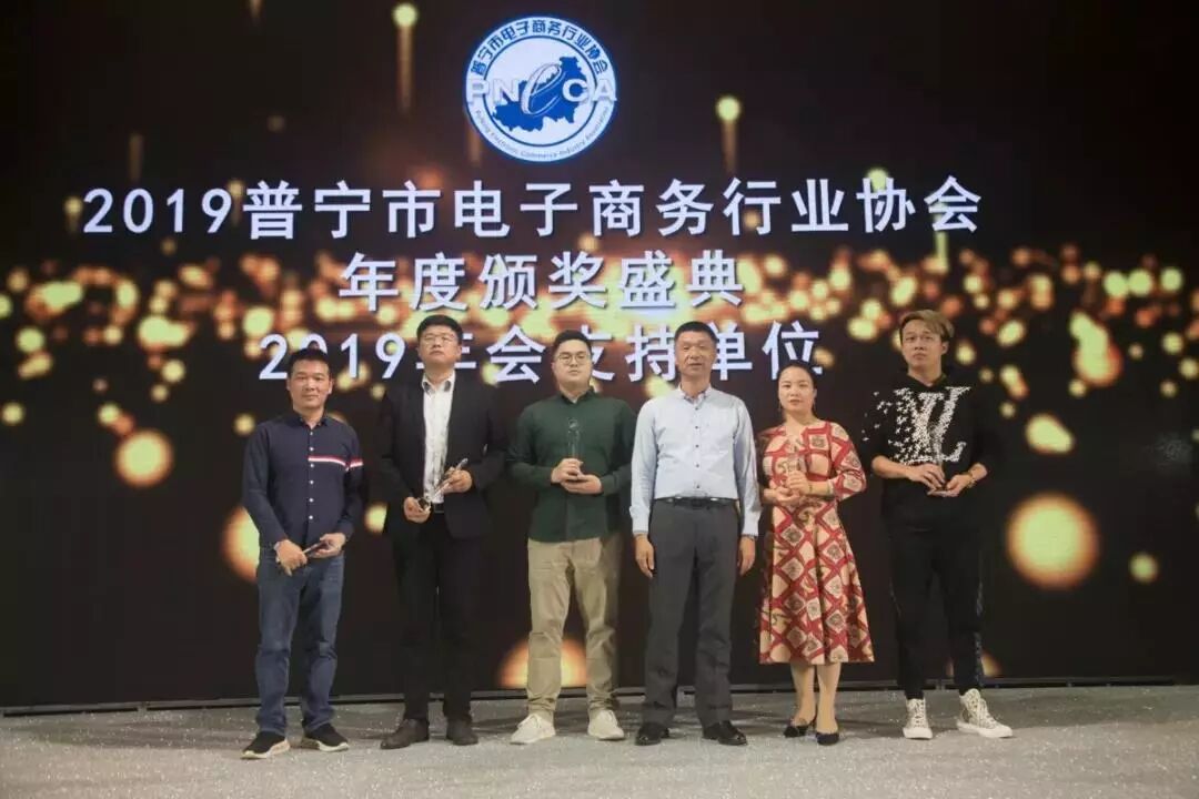 yy年会_yy年会_yy年会员有什么用