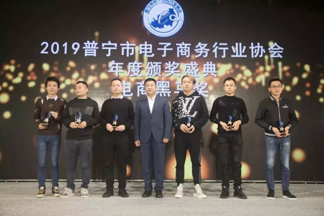 yy年会员有什么用_yy年会_yy年会