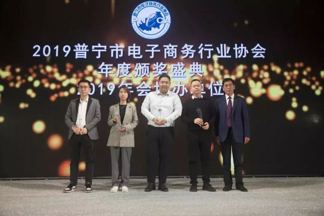 yy年会_yy年会_yy年会员有什么用