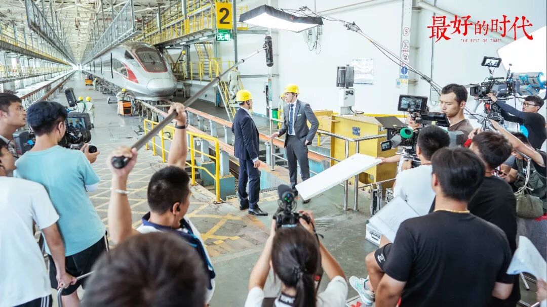 



入围重点剧目片单，《最好的时代》如何实现离地“一厘米”的飞翔？
