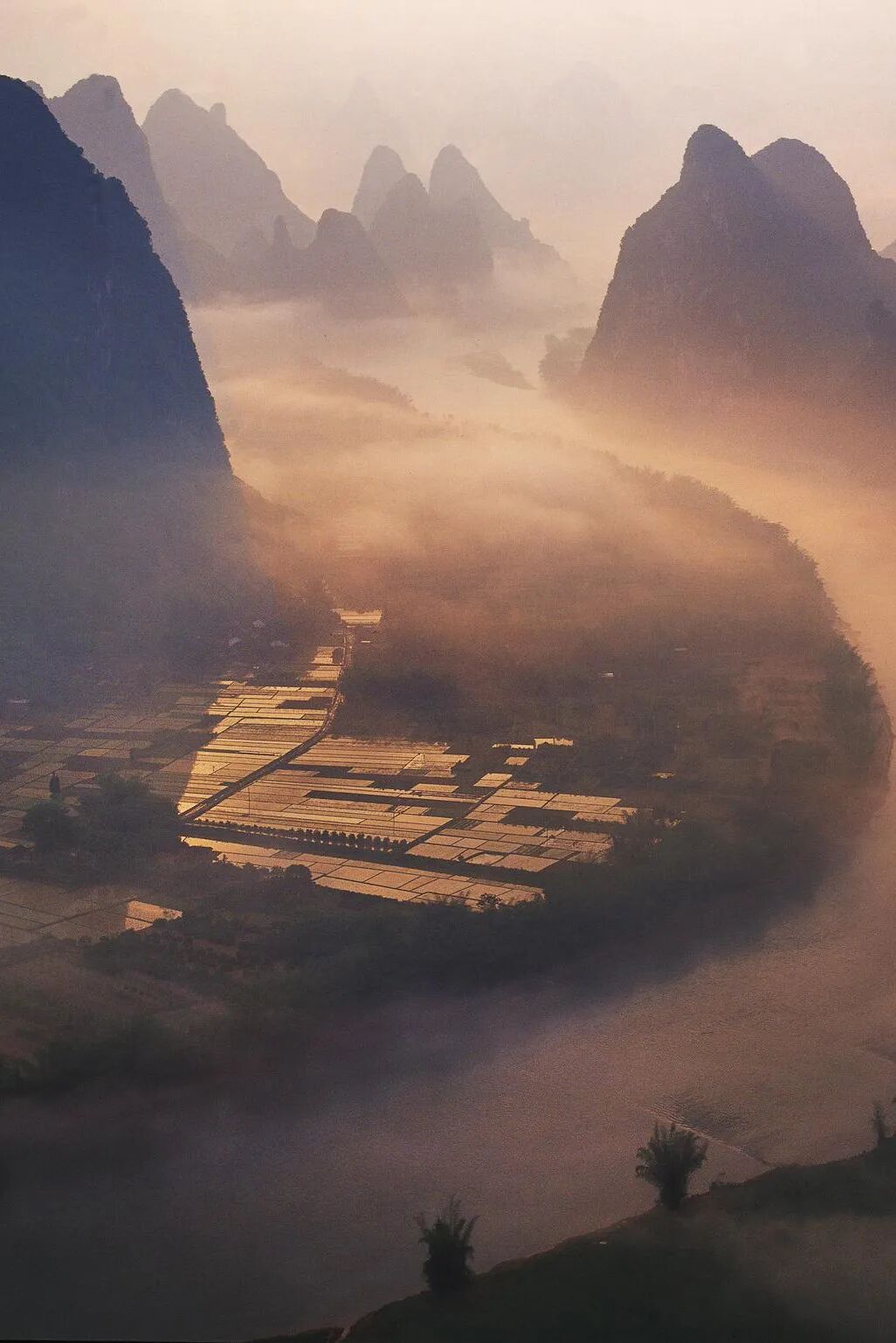 桂林雁山一盆山水千载人间