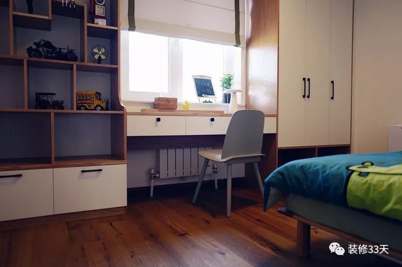 小臥室常用的書桌櫃設計 家居 第3張