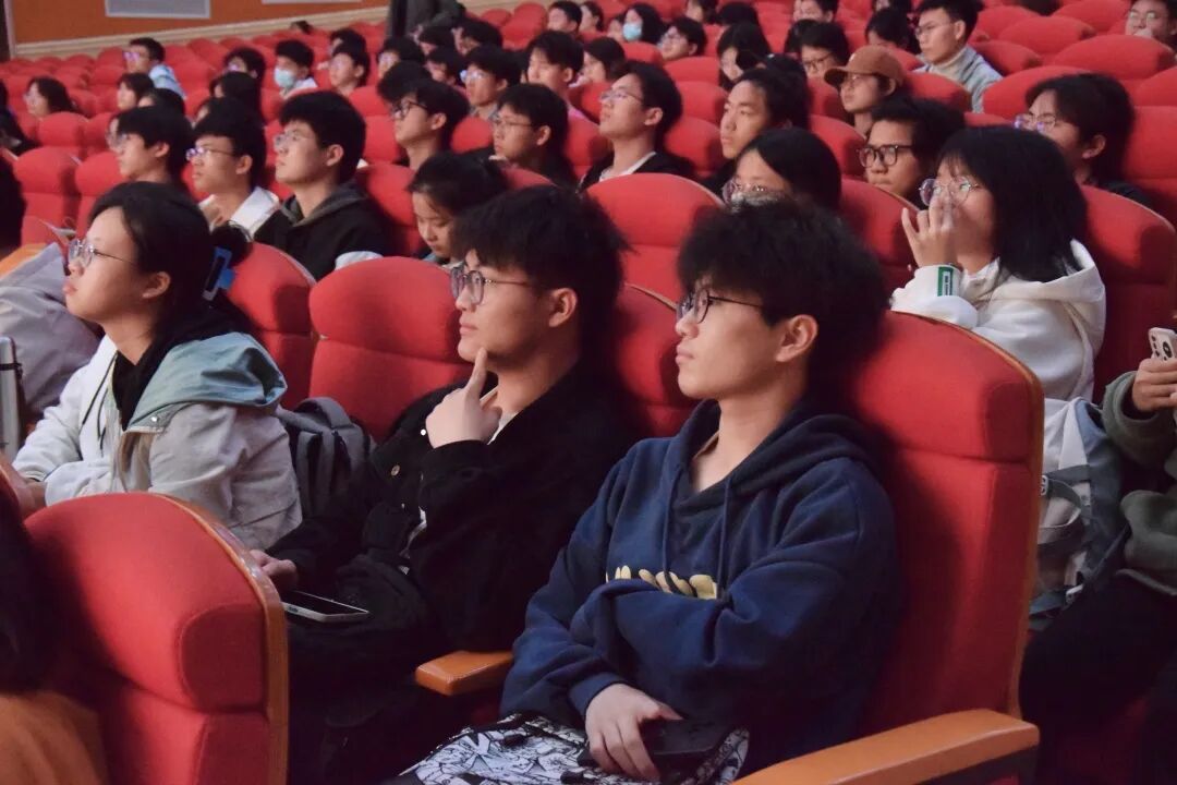 有趣的大学生创业项目 创业帮扶行动丨开展京东大学生电商运营创业实践大赛景德镇陶瓷大学专场培训会