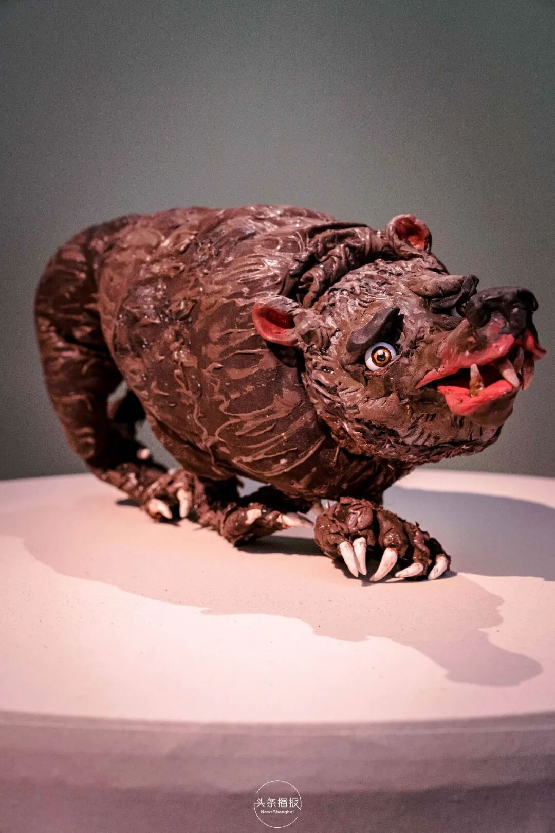 �׷���PRADA��լ��չ��Ϯ����ţƤֽ���������������ݰ���ͯ����