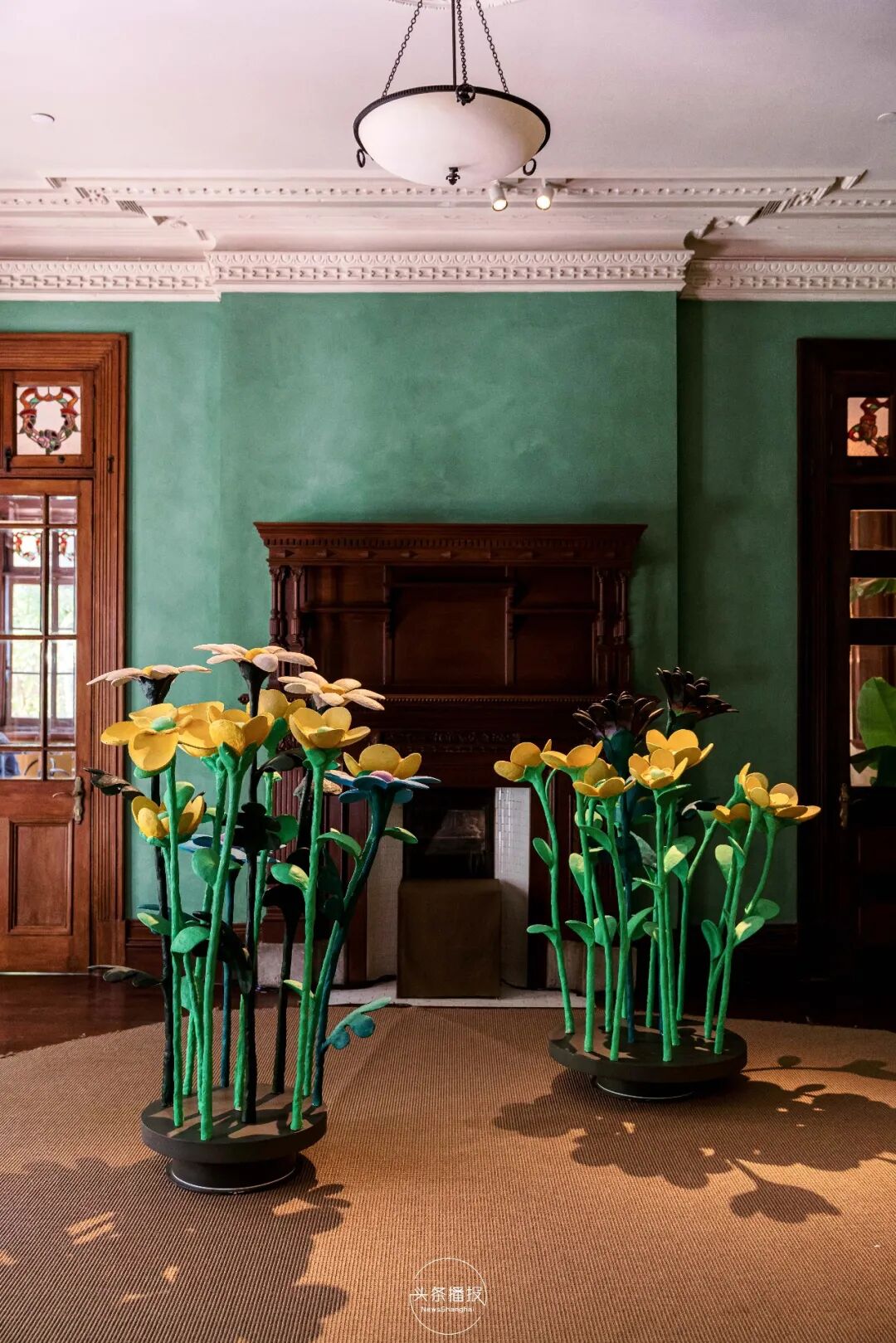 �׷���PRADA��լ��չ��Ϯ����ţƤֽ���������������ݰ���ͯ����