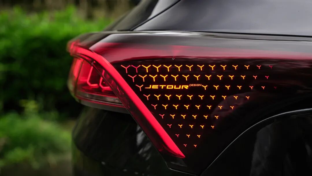 实用且超值 试驾捷途X70 PLUS诸葛版