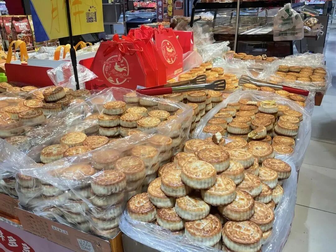 年轻人开始整顿月饼