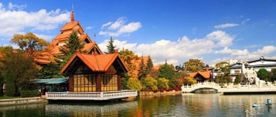 史上“最热五一”来了，港股哪些板块有望闻风而起?